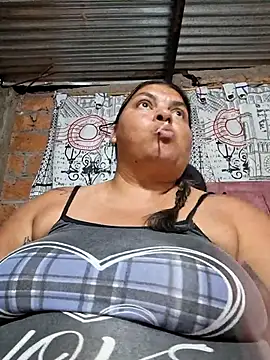 chubby sexy big tits online show from November 1, 2025, 1:23 am