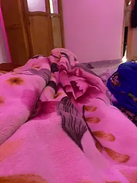 Snapshot of Lahcene chatting on January 17, 2026, 10:30 am Lahcene online show from January 17, 2026, 10:30 am