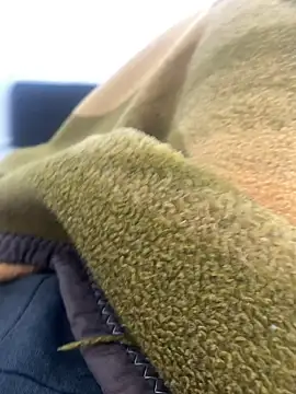 Snapshot of Lahcene chatting on February 23, 2026, 7:25 pm Lahcene online show from February 23, 2026, 7:25 pm