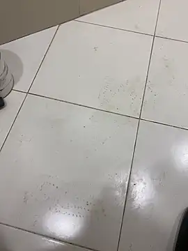 Snapshot of Lahcene chatting on February 7, 2026, 5:43 pm Lahcene online show from February 7, 2026, 5:43 pm