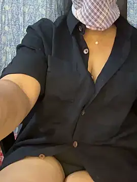 Snapshot of stylishpooja chatting on December 11, 2024, 6:09 pm stylishpooja online show from December 11, 2024, 6:09 pm