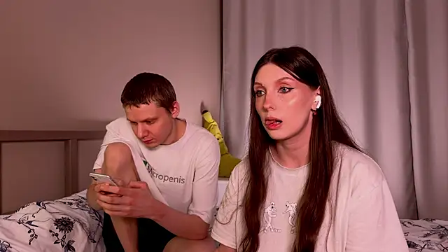 Snapshot of eternal_dream_ chatting on February 25, 2025, 11:26 pm eternal dream online show from February 25, 2025, 11:26 pm