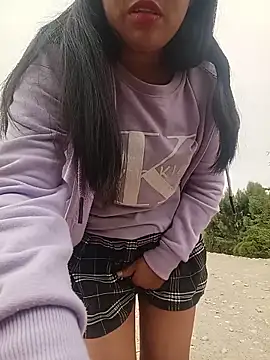Snapshot of Danna-linyi chatting on June 19, 2026, 2:56 pm Danna-linyi online show from June 19, 2026, 2:56 pm