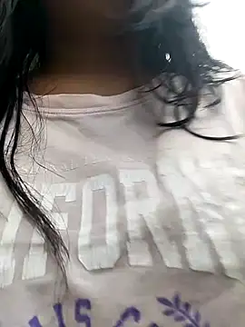 Danna-linyi online show from March 8, 2025, 9:40 pm