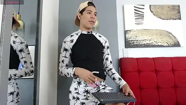  Natassia Dreams online show from February 28, 2025, 4:31 pm