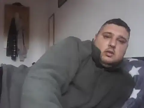  revianzip1 online show from February 19, 2025, 4:22 pm