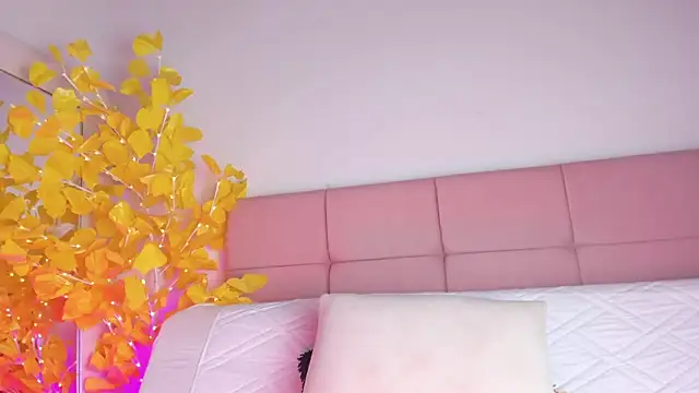 HaleyAmaya online show from February 12, 2026, 11:48 pm