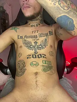 Snapshot of Junihn0 chatting on January 13, 2025, 5:55 pm Junihn0 online show from January 13, 2025, 5:55 pm