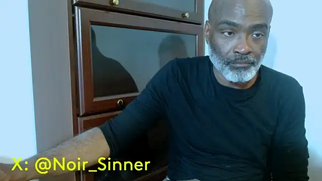 sinnernoir online show from May 16, 2026, 10:42 pm