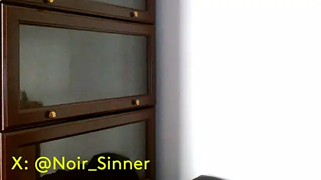 sinnernoir online show from May 6, 2026, 12:42 pm