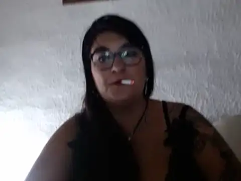 infiernowoman23 online show from December 27, 2024, 4:04 am