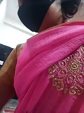 Cute-Aadhvita online show from March 18, 2026, 2:37 am