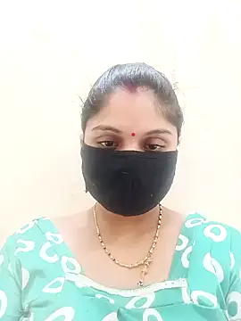 Cute-Aadhvita online show from November 1, 2025, 9:52 pm