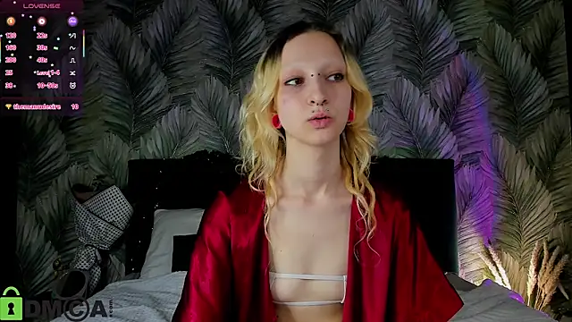 Lexy-Woorhez online show from December 22, 2025, 11:32 am