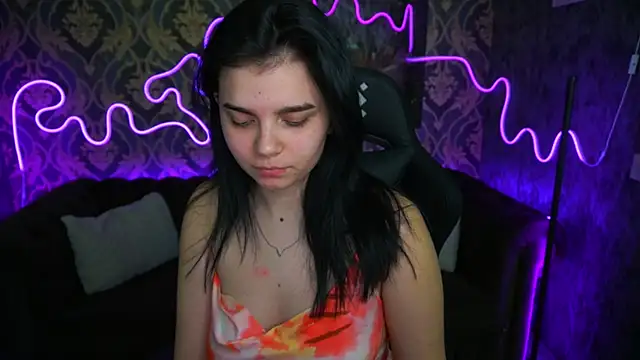 Snapshot of ShinyShyy chatting on February 9, 2025, 7:26 am ShinyShyy online show from February 9, 2025, 7:26 am