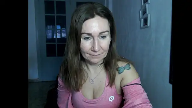 TamaraSweetxo online show from December 15, 2025, 4:35 pm