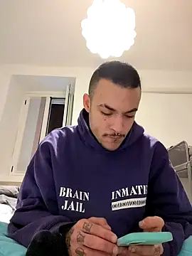 Snapshot of FTM98xxx chatting on January 12, 2026, 3:19 pm FTM98xxx online show from January 12, 2026, 3:19 pm