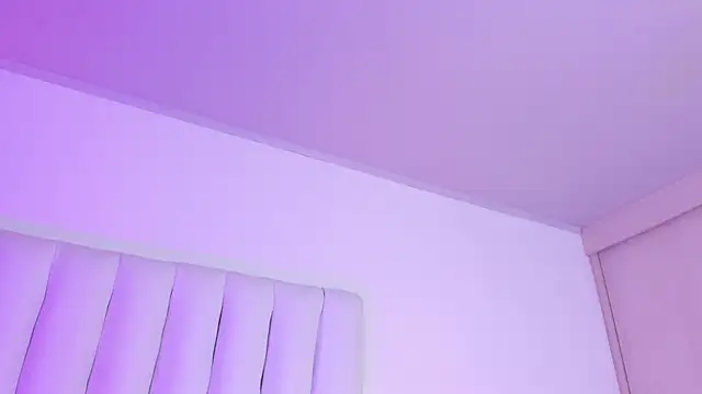 Snapshot of chloe_wilson7 chatting on April 14, 2026, 11:59 am chloe wilson7 online show from April 14, 2026, 11:59 am