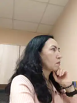 Snapshot of SweetBerryBella chatting on January 29, 2025, 11:51 am SweetBerryBella online show from January 29, 2025, 11:51 am