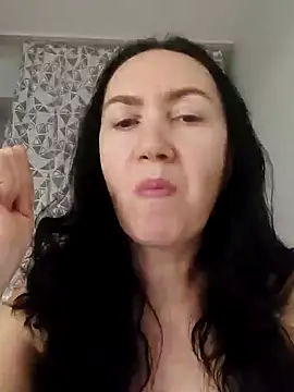 Snapshot of SweetBerryBella chatting on February 21, 2025, 5:31 pm SweetBerryBella online show from February 21, 2025, 5:31 pm