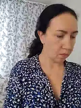 Snapshot of SweetBerryBella chatting on March 12, 2025, 7:02 am SweetBerryBella online show from March 12, 2025, 7:02 am