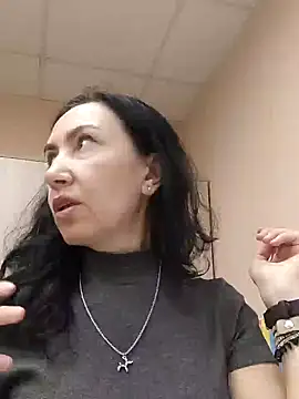 Snapshot of SweetBerryBella chatting on January 15, 2025, 6:01 am SweetBerryBella online show from January 15, 2025, 6:01 am