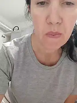 Snapshot of SweetBerryBella chatting on January 16, 2025, 2:08 pm SweetBerryBella online show from January 16, 2025, 2:08 pm