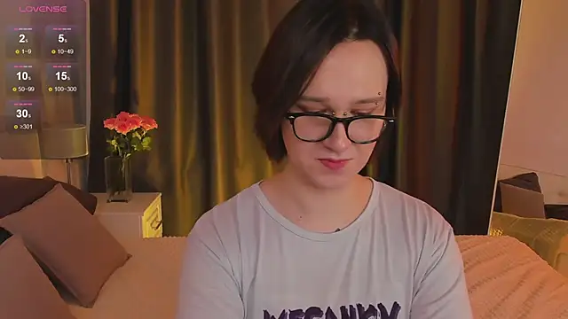Snapshot of Nicole_Cidman chatting on February 25, 2025, 1:43 pm Nicole Cidman online show from February 25, 2025, 1:43 pm