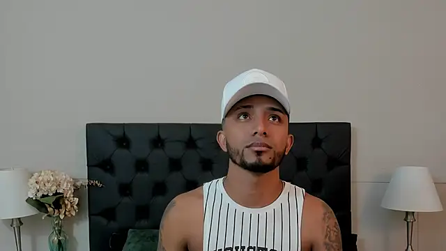 Robin Rief online show from September 25, 2025, 3:23 am