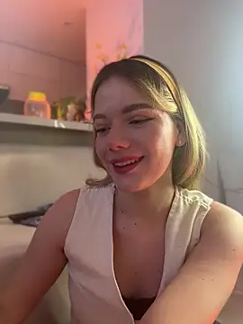 NicoleCut online show from April 29, 2026, 9:24 am