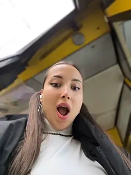 VelvetVixenI online show from November 7, 2025, 1:48 pm