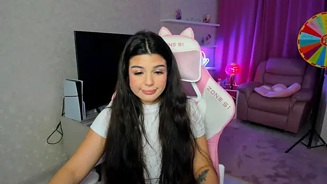 AlluringAriel online show from December 5, 2025, 7:34 pm