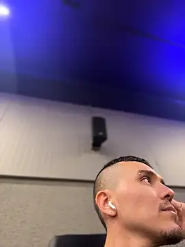 adam-rivera online show from April 14, 2026, 9:09 pm