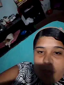 Snapshot of LilyChloe11 chatting on December 15, 2024, 11:20 pm LilyChloe11 online show from December 15, 2024, 11:20 pm