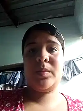 Snapshot of LilyChloe11 chatting on December 16, 2024, 6:27 pm LilyChloe11 online show from December 16, 2024, 6:27 pm