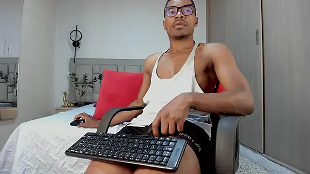 JEFFREY COTTOM online show from September 24, 2025, 2:12 pm