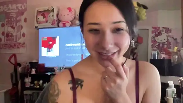 Snapshot of tokyobaby chatting on December 17, 2024, 10:22 pm tokyobaby online show from December 17, 2024, 10:22 pm