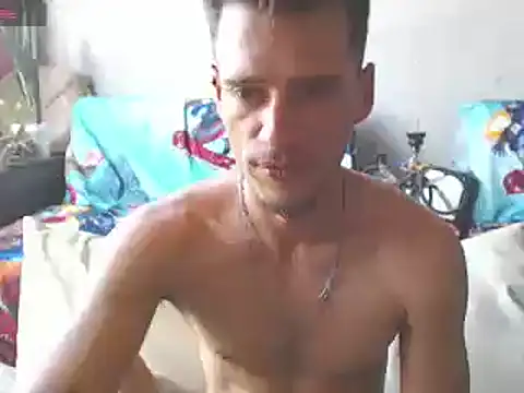 Snapshot of roystonee10 chatting on December 18, 2024, 1:45 pm roystonee10 online show from December 18, 2024, 1:45 pm