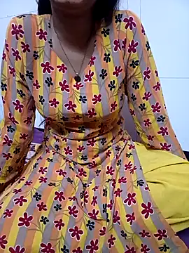 Snapshot of Alina_398 chatting on January 25, 2025, 12:37 pm Alina 398 online show from January 25, 2025, 12:37 pm