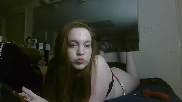 bree4205 online show from February 3, 2025, 4:04 am