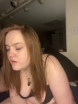 bree4205 online show from February 4, 2025, 12:29 am