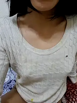 Snapshot of Linda-53 chatting on March 7, 2025, 1:20 am Linda-53 online show from March 7, 2025, 1:20 am