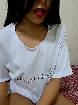 Snapshot of Linda-53 chatting on March 8, 2025, 2:01 am Linda-53 online show from March 8, 2025, 2:01 am