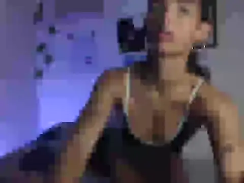 Snapshot of Melody200420 chatting on October 1, 2025, 2:10 pm Melody200420 online show from October 1, 2025, 2:10 pm