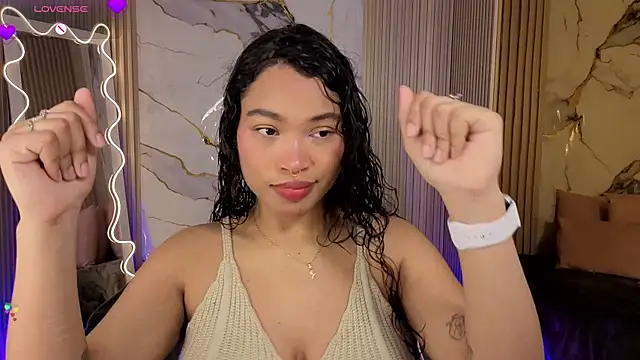 Snapshot of penelope_tay1 chatting on April 8, 2026, 3:30 am penelope tay1 online show from April 8, 2026, 3:30 am