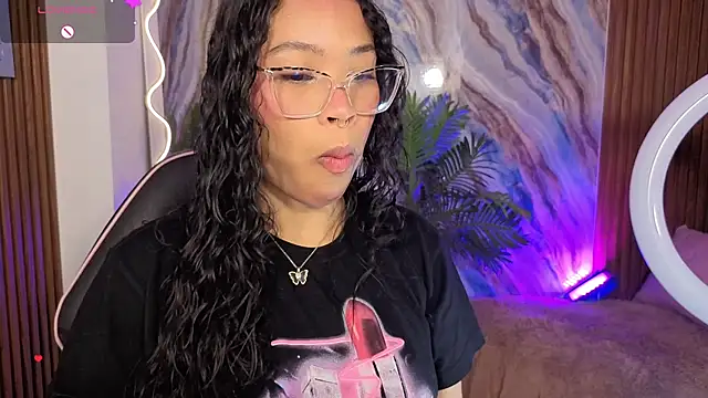 penelope tay1 online show from June 1, 2026, 3:29 am