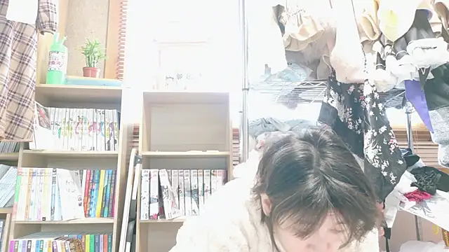 Snapshot of morikawa_sayaka chatting on October 19, 2025, 11:40 pm morikawa sayaka online show from October 19, 2025, 11:40 pm