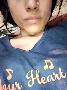 Snapshot of Babby_girl08 chatting on November 6, 2025, 8:02 pm Babby girl08 online show from November 6, 2025, 8:02 pm