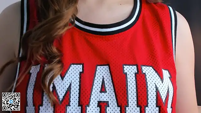 Snapshot of ElgaFarman chatting on January 10, 2025, 4:01 am ElgaFarman online show from January 10, 2025, 4:01 am