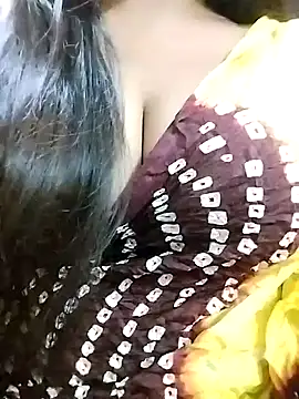 Snapshot of hot-bhabiji chatting on January 21, 2025, 5:51 pm hot-bhabiji online show from January 21, 2025, 5:51 pm